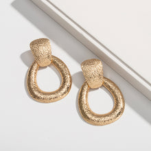 Load image into Gallery viewer, Modern Style Gold Fashion High-key Dignified Earrings
