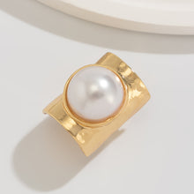 Load image into Gallery viewer, Exaggerated Inlaid Large Pearl Wide Ring
