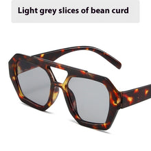 Load image into Gallery viewer, Daily Commute Minimalist Square Fashion All-match Sunglasses
