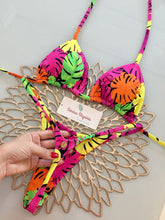 Load image into Gallery viewer, Women&#39;s Printed Lace Up Split Swimsuit Bikini
