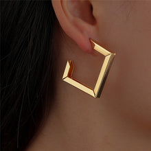 Load image into Gallery viewer, Simple Square Personalized Fashion Match Diamond Geometric Earrings
