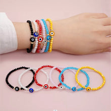 Load image into Gallery viewer, Multi-Color Fashion Cut Crystal Bracelet Simple
