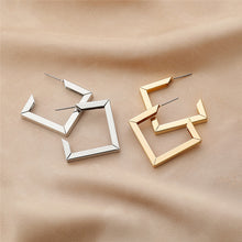 Load image into Gallery viewer, Simple Square Personalized Fashion Match Diamond Geometric Earrings
