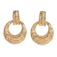 Load image into Gallery viewer, Modern Style Gold Fashion High-key Dignified Earrings
